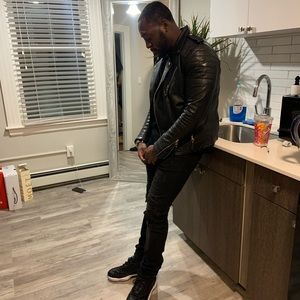 Meet your Posher, Darius